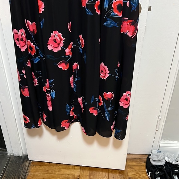 Black floral dress brand new - Picture 3 of 5